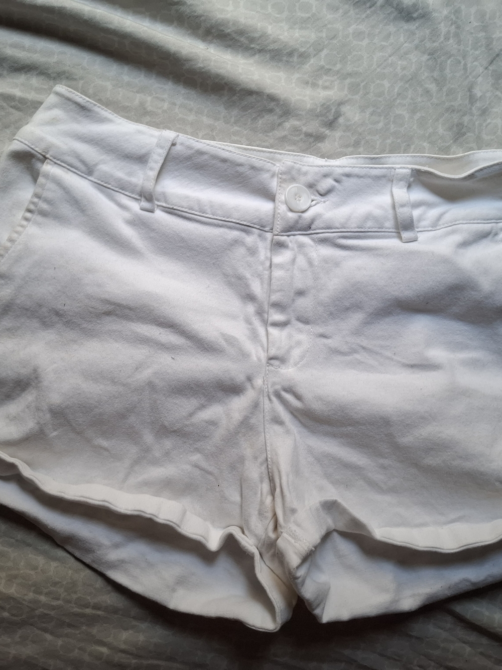 Women’s White Cotton Shorts